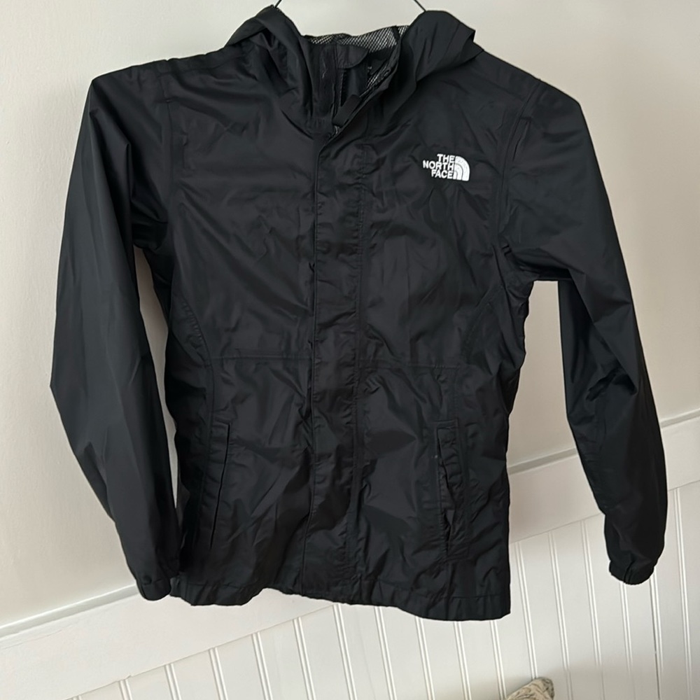 Boys Med 10/12 Black North face Raincoat